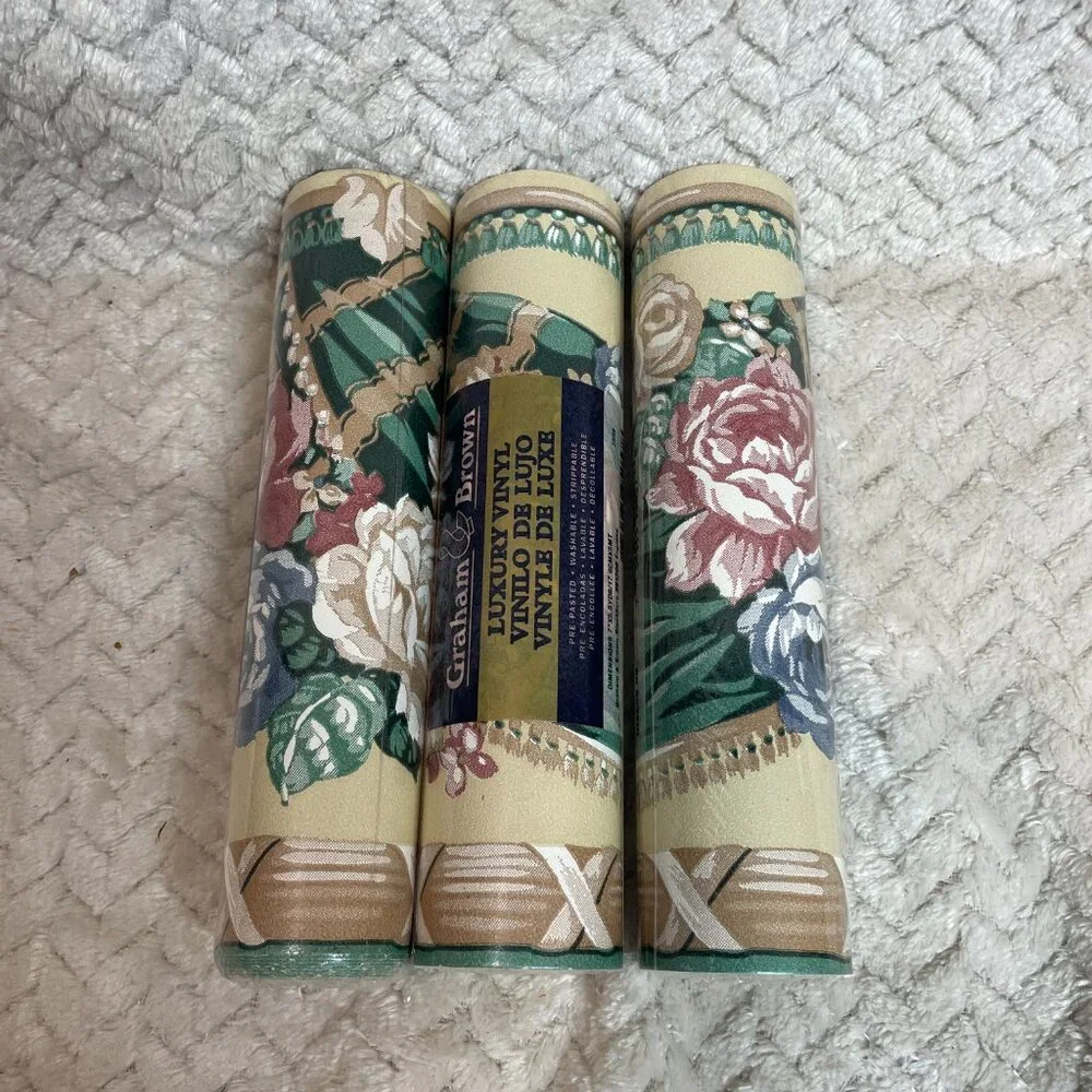 Vintage Graham‎ Brown Luxury Vinyl Wallpaper Border Roses on Tan Tassels 3 Rolls