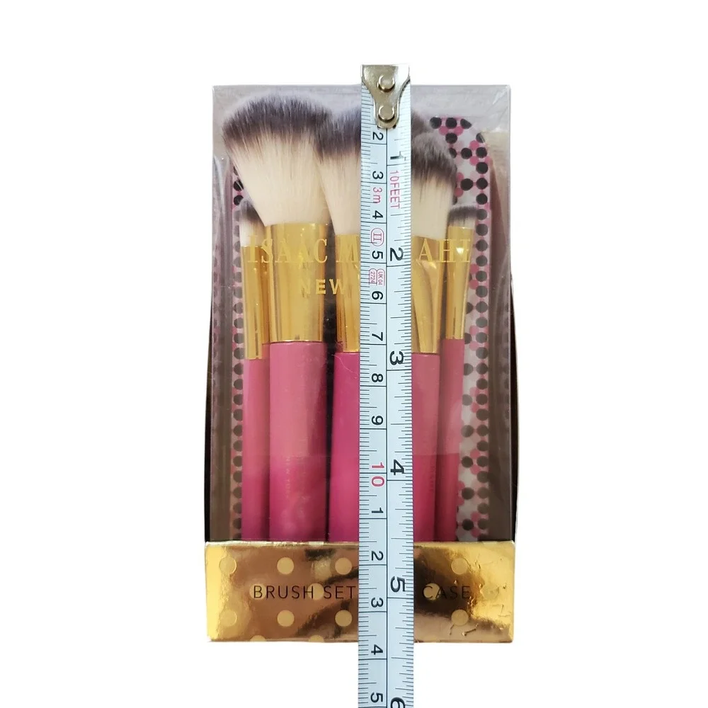 Isaac Mizrahi unleash your