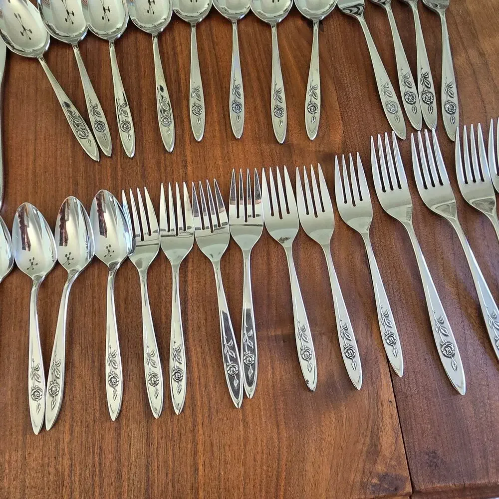Oneida used pattern forks
