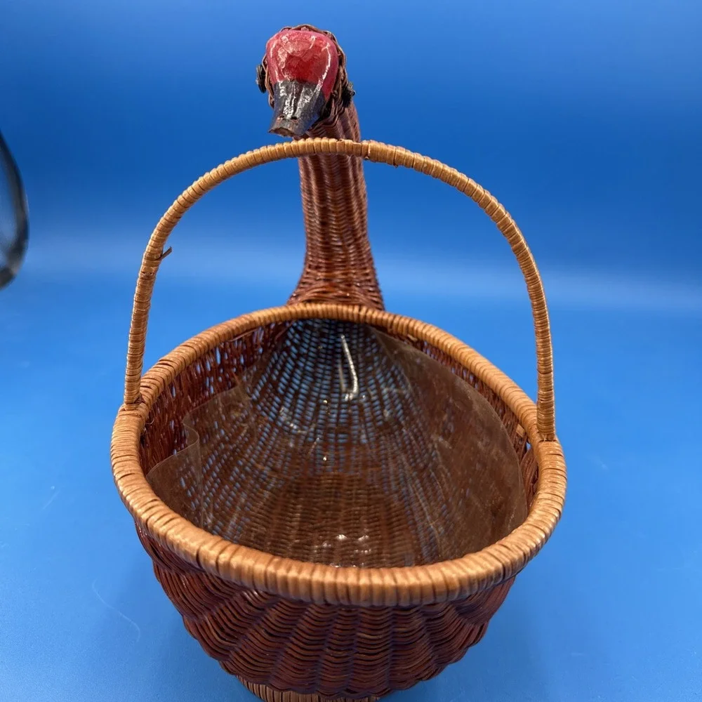 Vtg (2) Wicker Goose Duck Basket storage Country Farmhouse Primitive Planter