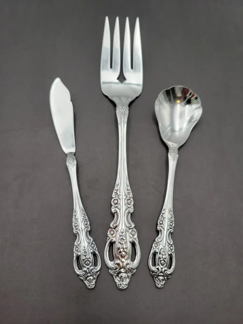 Oneida Pembrooke Renoir Stainless Flatware Serving Fork Sugar Spoon Butter Knive