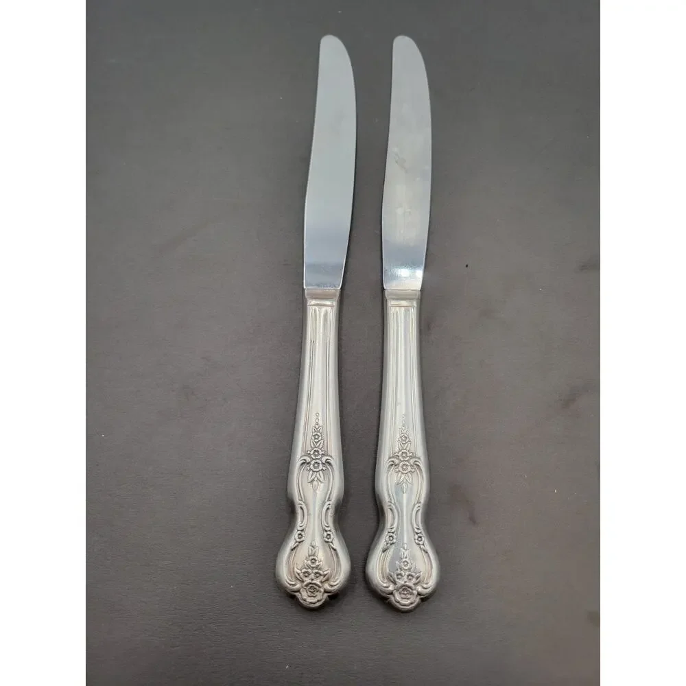 Oneida Mission Rose Set of 2 Dinner Knives Wm A Rogers Silverplate Flatware