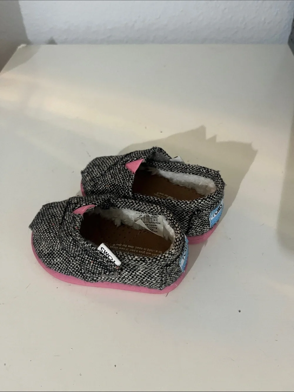 Toms baby girls