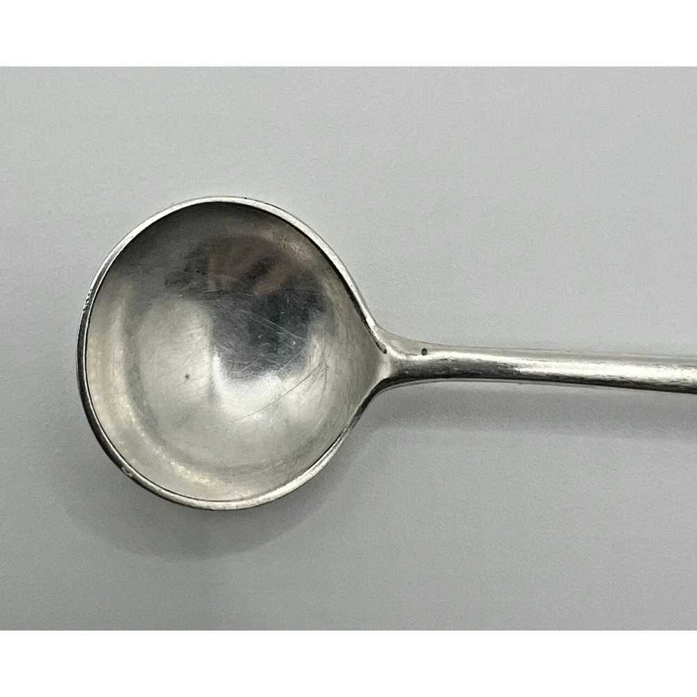 Dixon elegant vintage