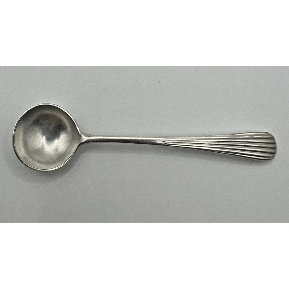 Dixon elegant vintage