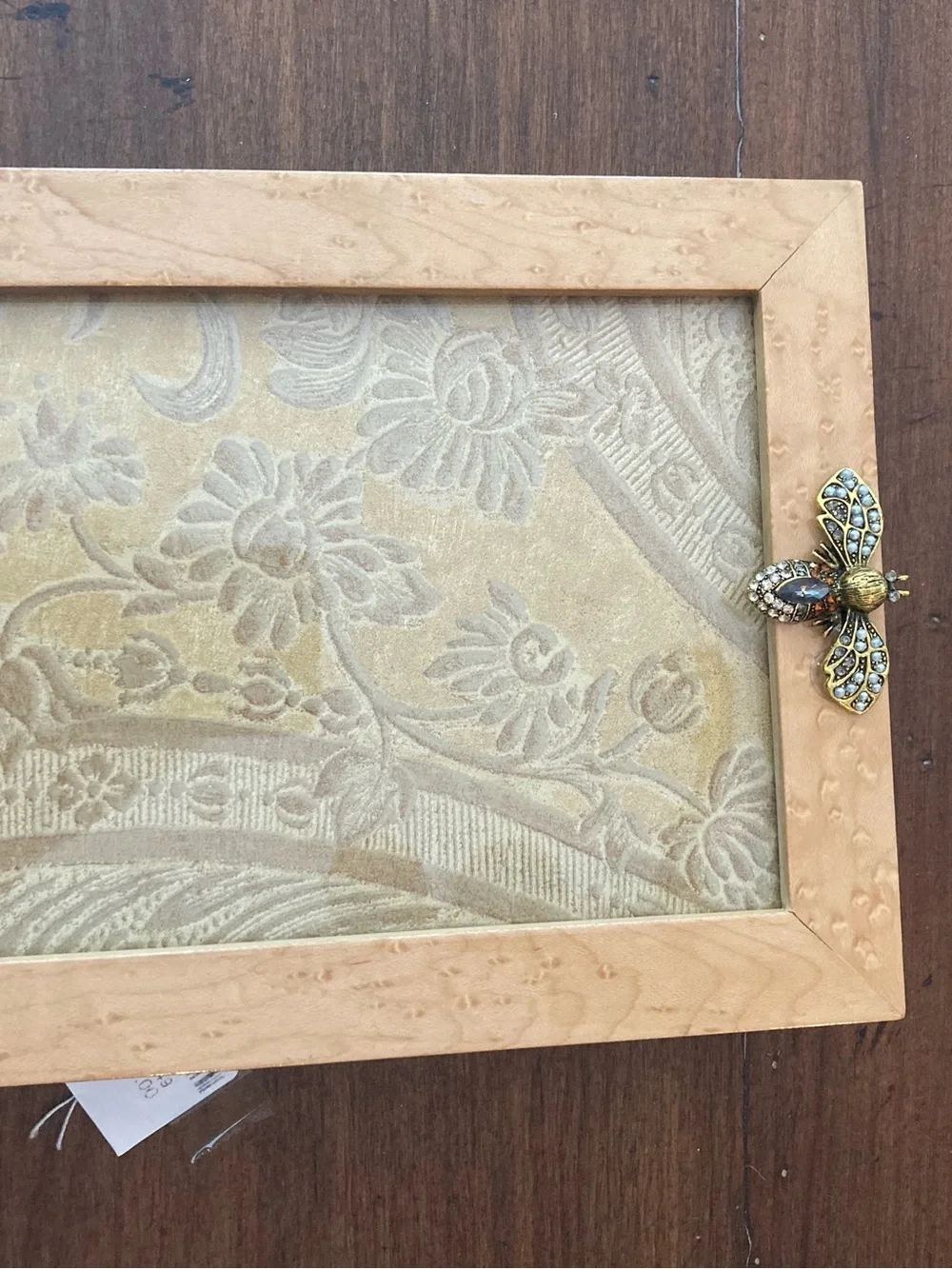 Unbranded light wood