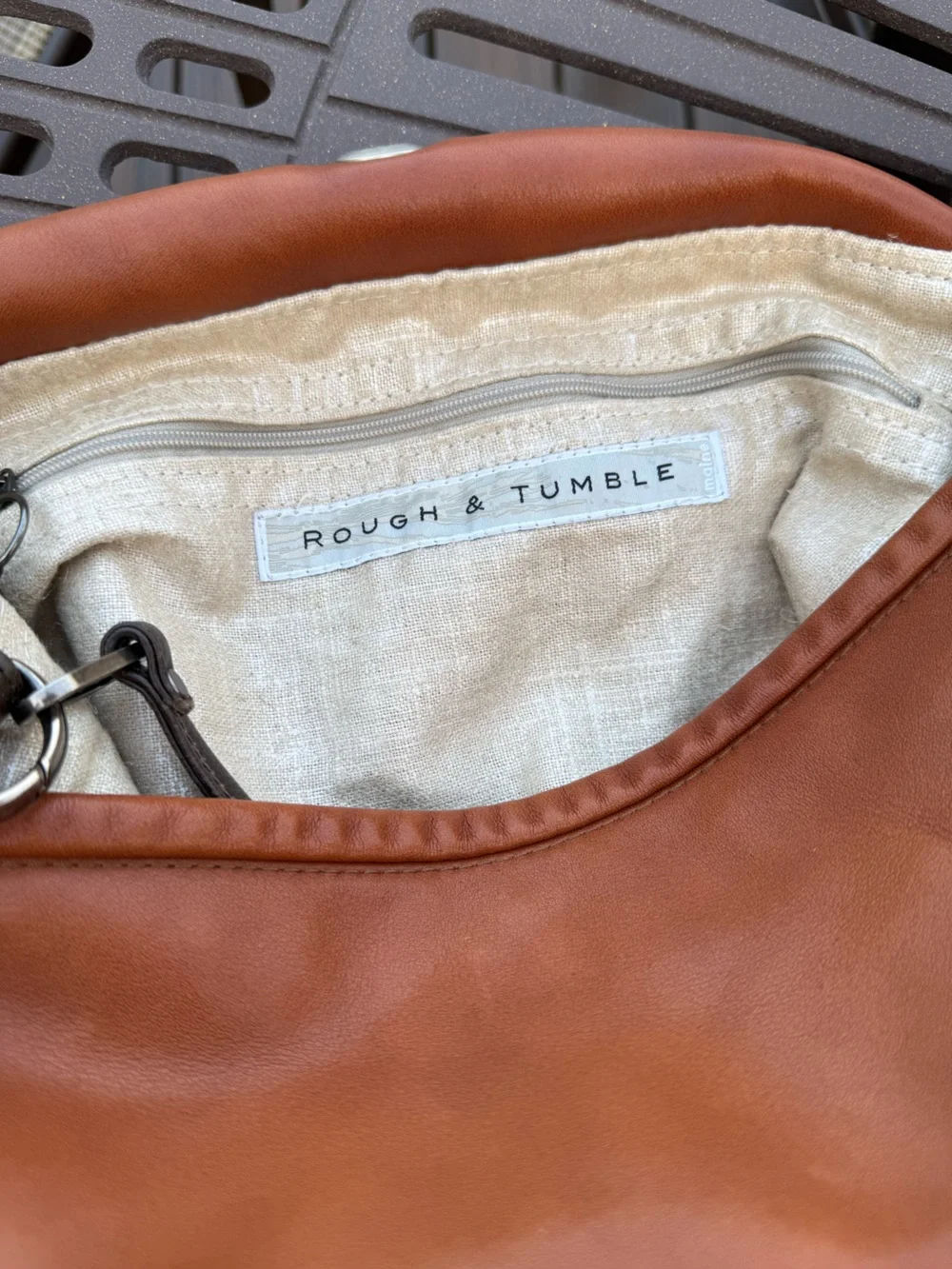 Rough & Tumble mel sahara
