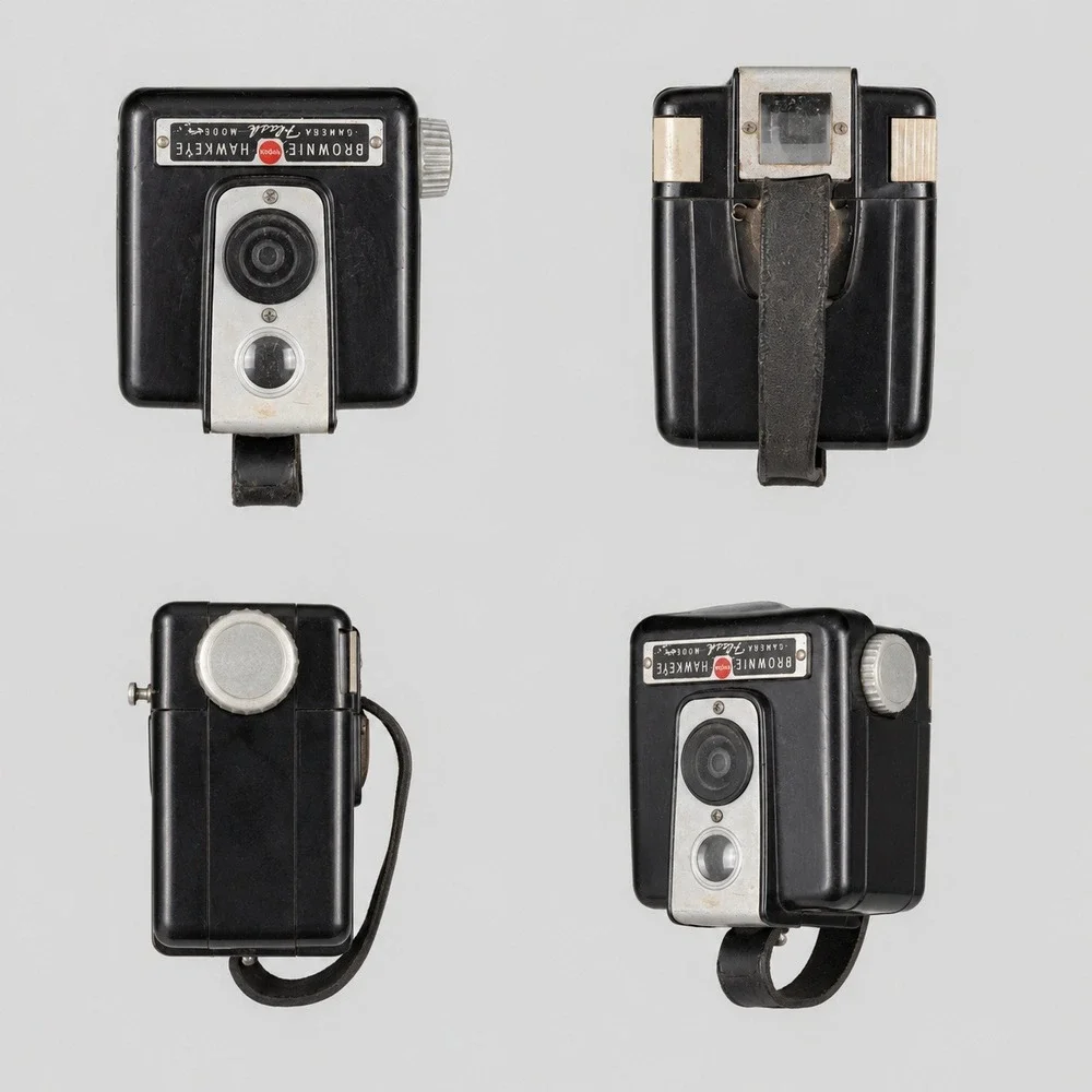 Vintage Kodak‎ Brownie Hawkeye Flash Model Bakelite Box Camera 620 Film 1950s