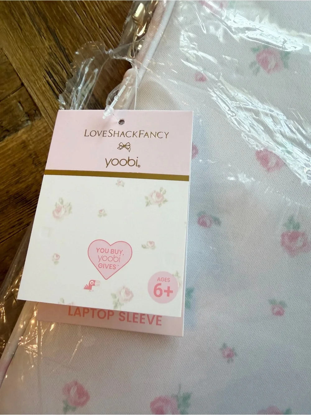 IN HAND LoveShackFancy Yoobi Blooming Heirloom Laptop Sleeve Strawberry Macaroon