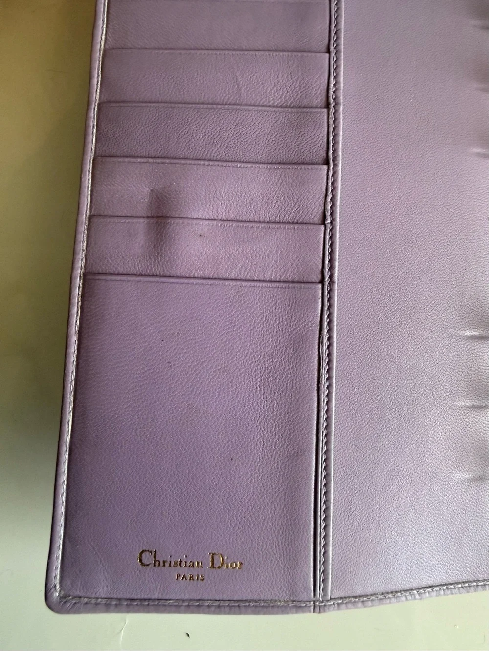 Dior color organization