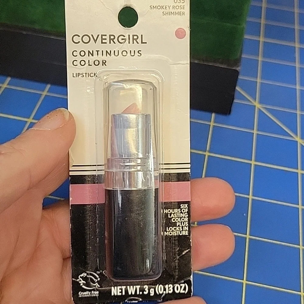 COVERGIRL 035 Smokey Rose Lipstick New
