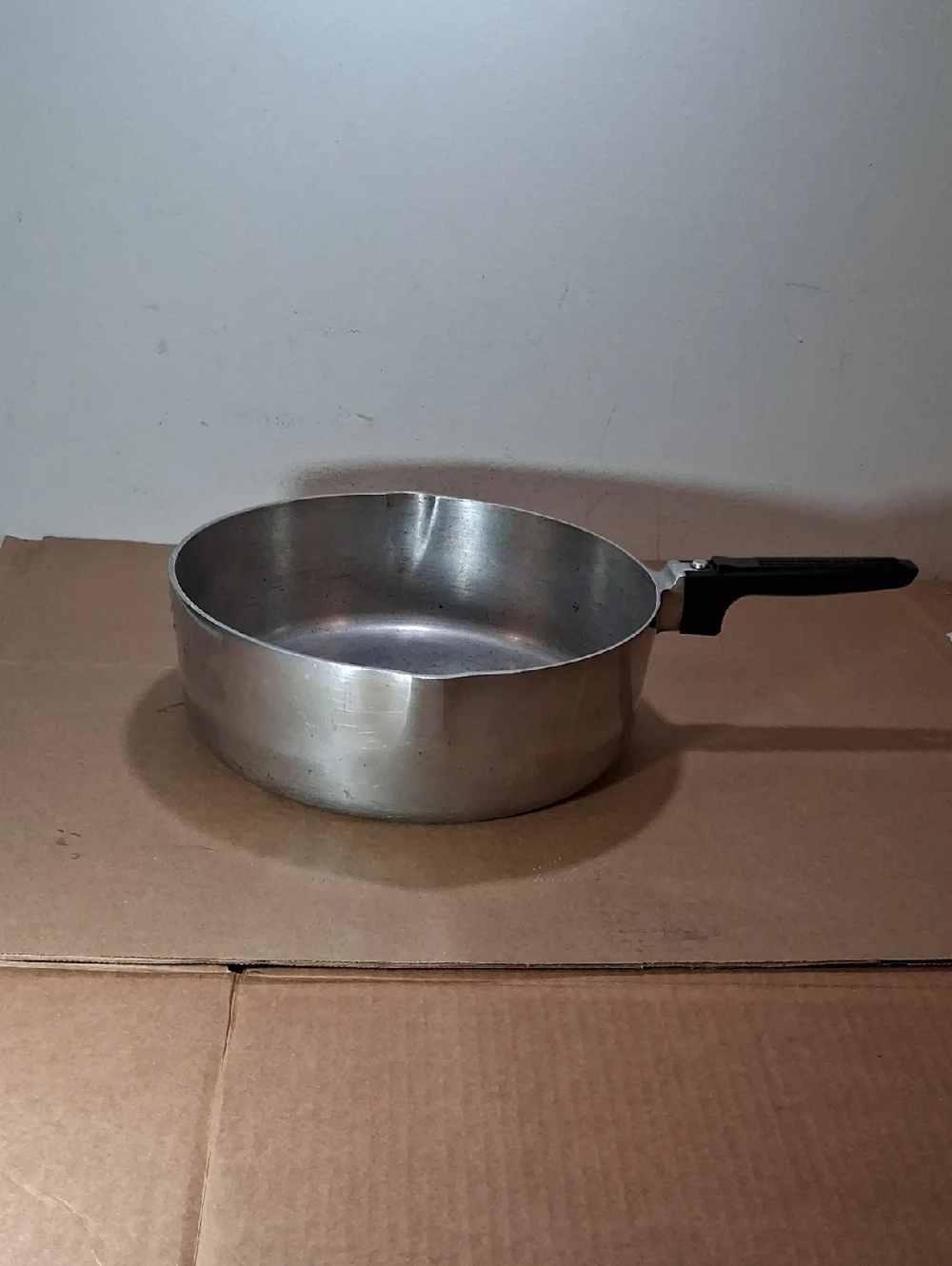 Vintage Magnalite GHC Double Spout Chicken Fryer 11 1/4” Diameter, RARE