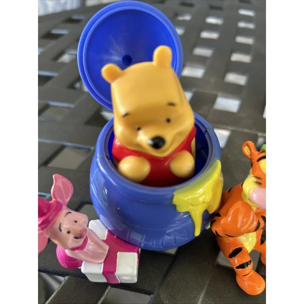 Vintage Wnnie The Pooh &‎ Tiger Pop Up Cake Decoration 2007