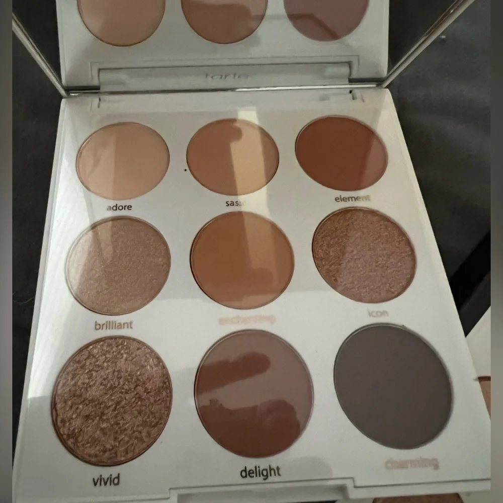 🆕 tarte Eye Shadow Palette Sunrise 9 Blendable Nudes  🧳 Great for Travel 🧳