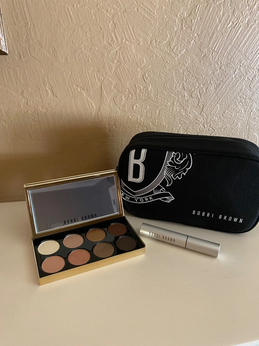 Bobbi Brown brand new