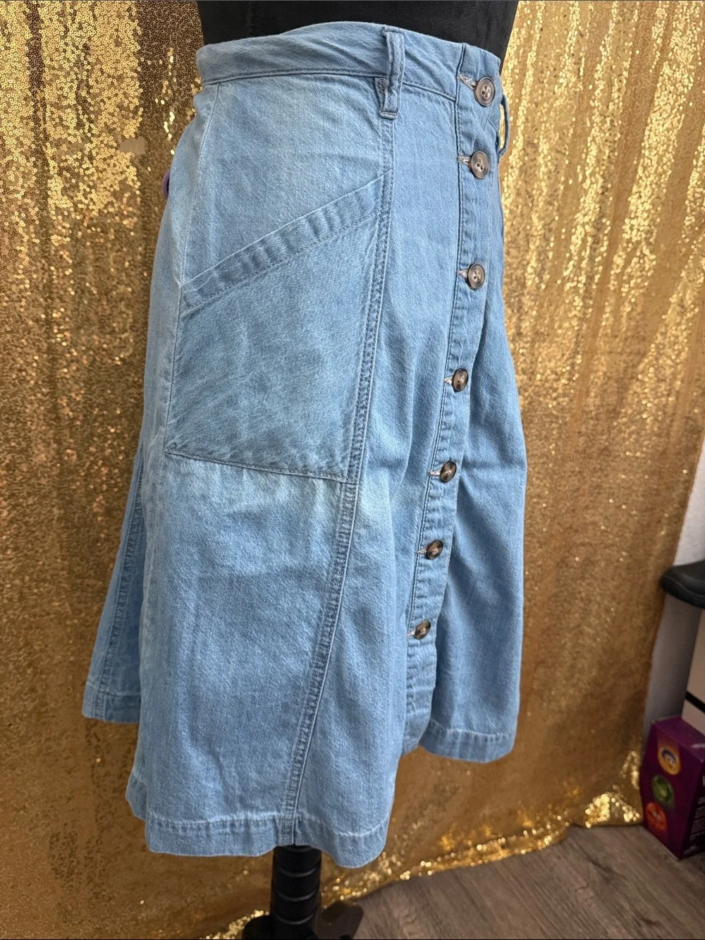 Indigo Rising light blue