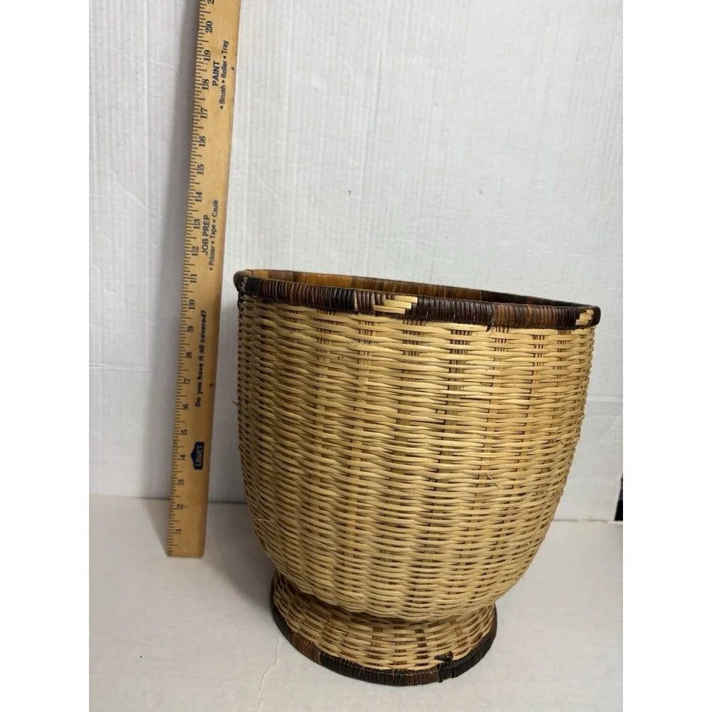 Handmade vintage pedestal