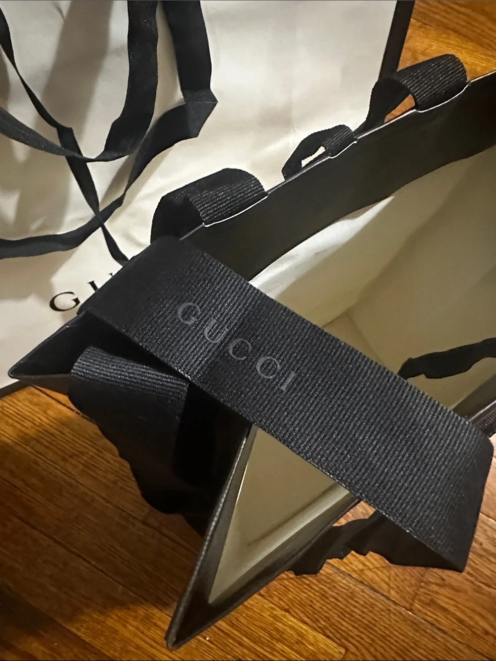 Gucci White and Black Logo Shopping Bags - Pair With Gucci Gross Grain Ribbon