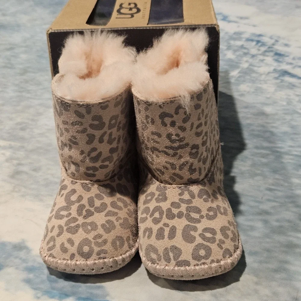 UGG some photos