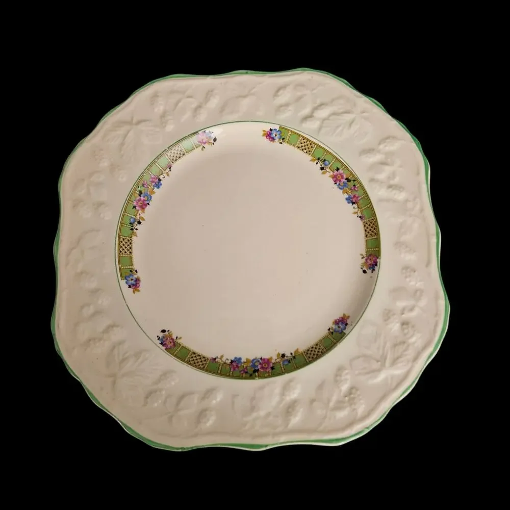 Vintage English Brambleberry Embossed Salad Plates Set of 4 Floral Green Border