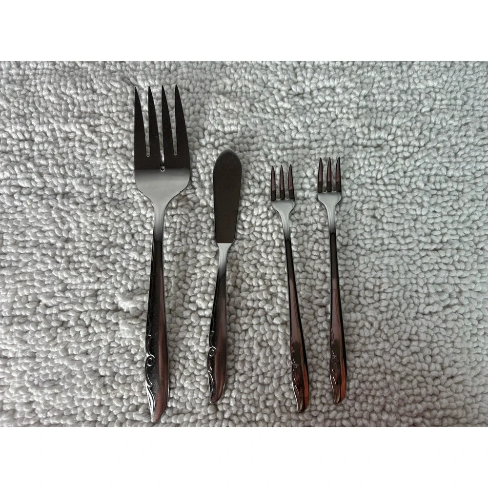 Oneida Mermaid Stainless Steel 4pc set Serving Fork, Butter Spreader, Olive Fork