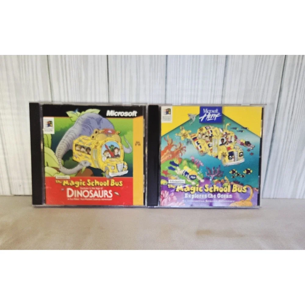 ( 2)Scholastic's The Magic School Bus Explores In The Age Of Dinosaus& Ocean  PC