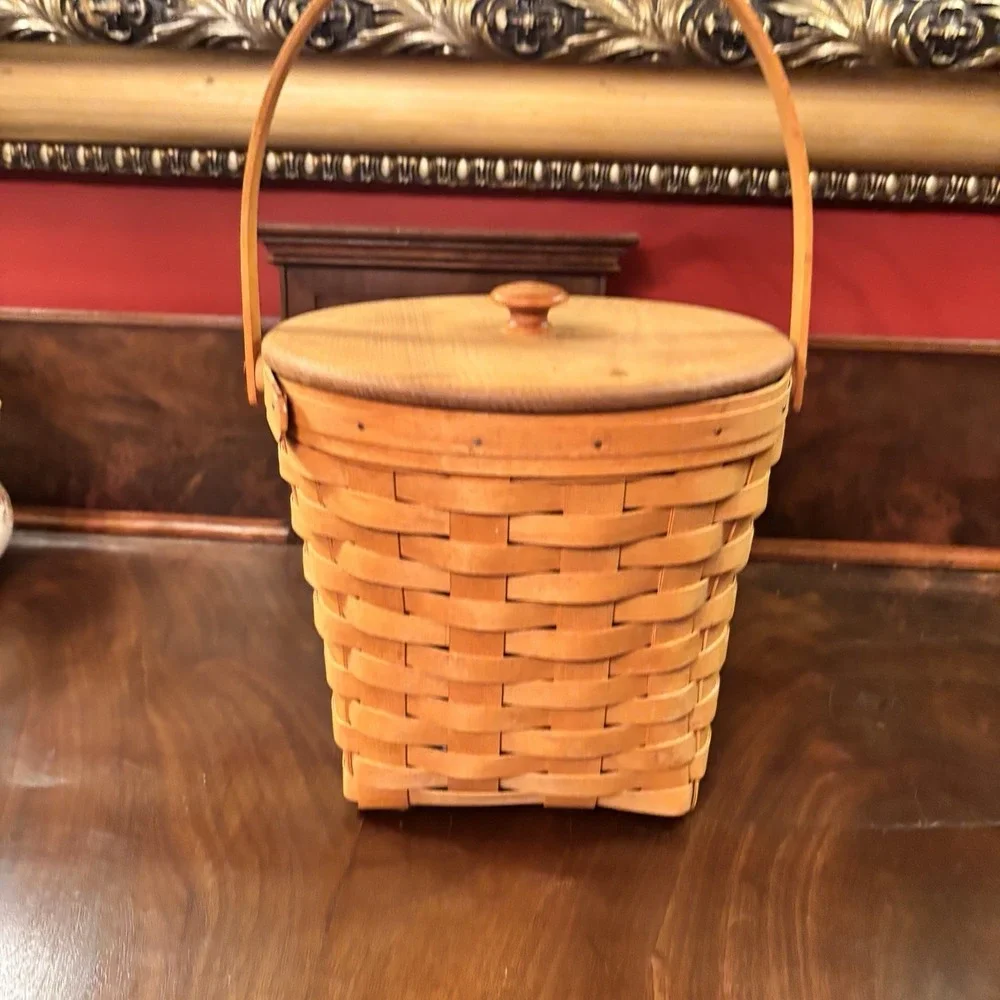 Longaberger 1995 handwoven