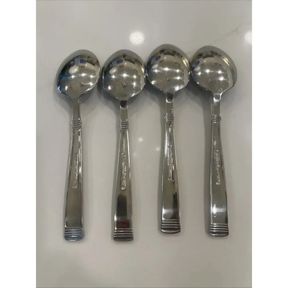 Wallace made set dessert