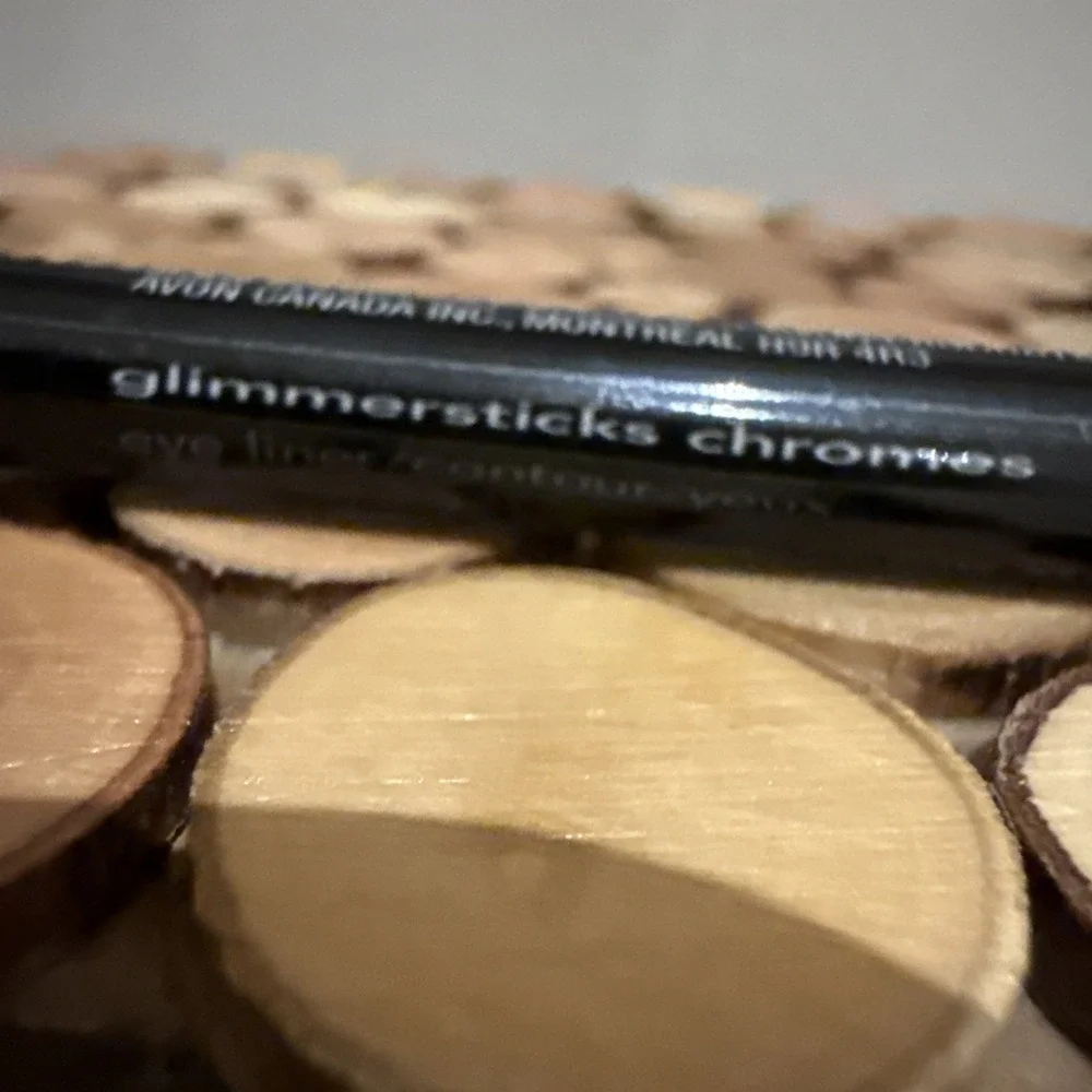 Avon glimmersticks chromes
