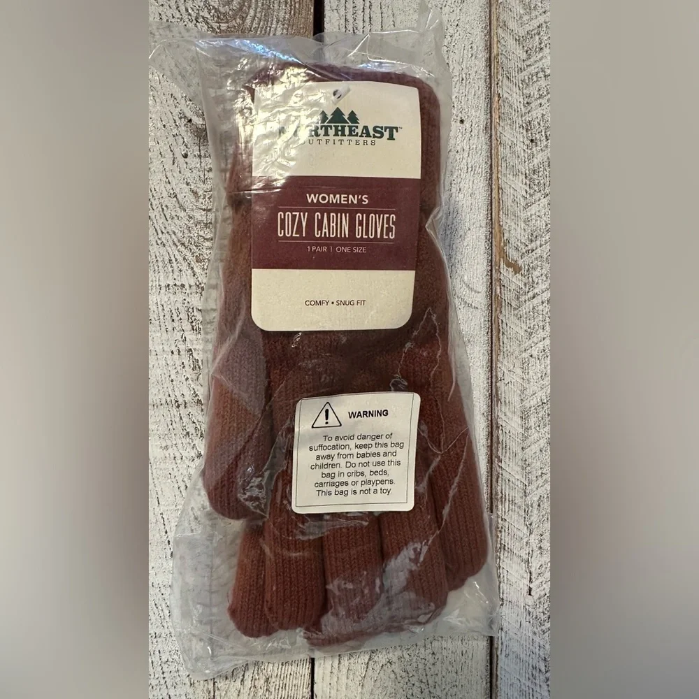 Women’s Cozy Cabin Gloves by Northeast Outfitters - NWT/NIP