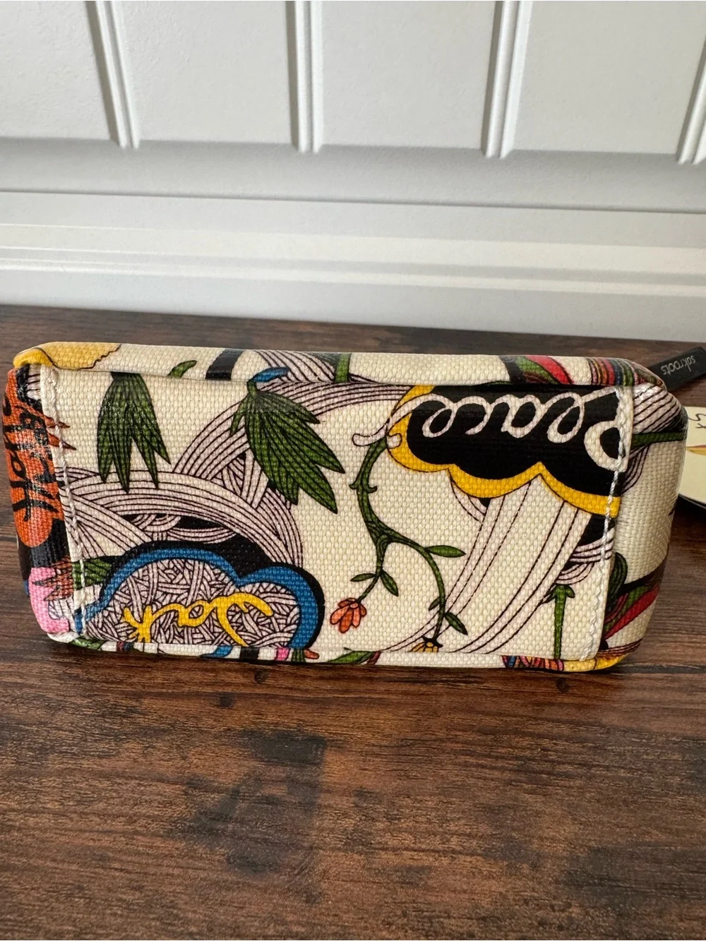 Sakroots Artist Circle Peace Cosmetic Pouch NWT | White Print Zip Bag