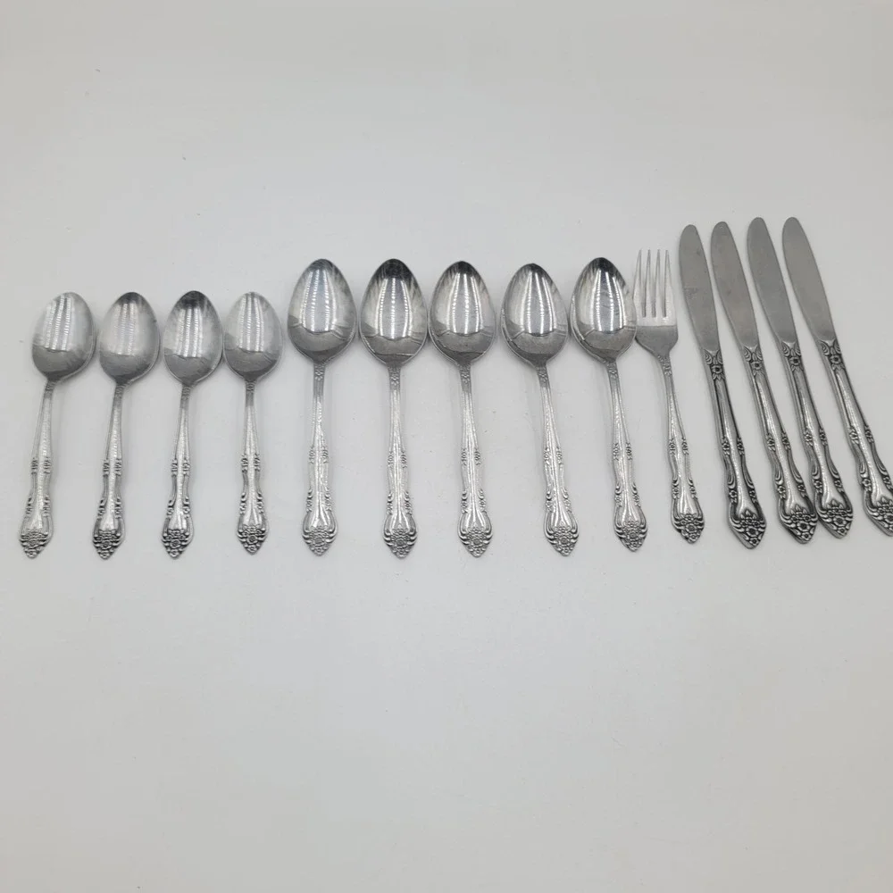 Stanley Roberts collection experience complements
