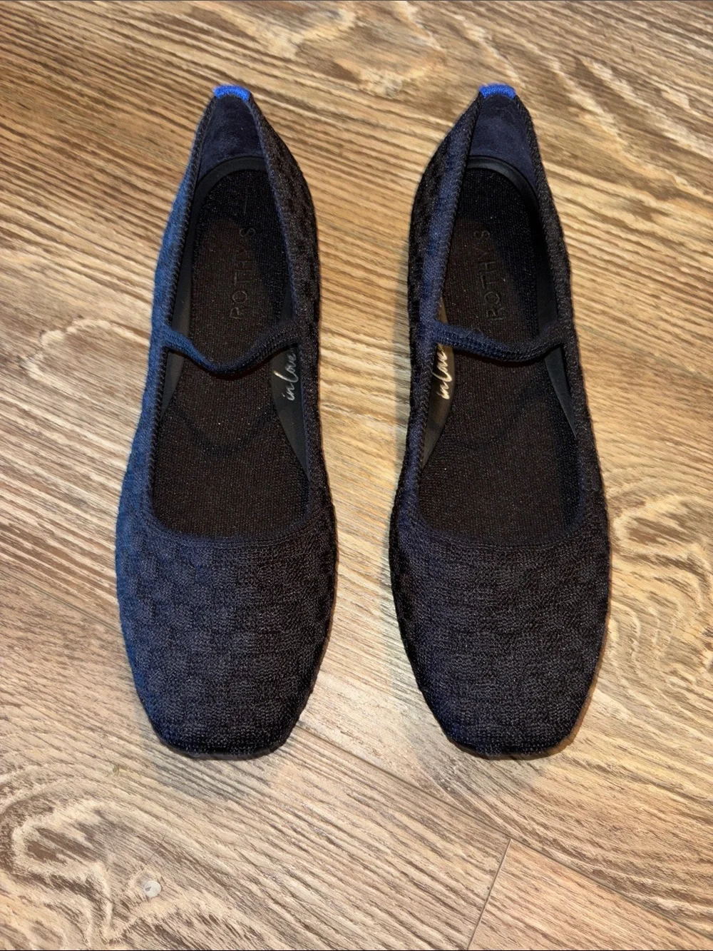 Rothys nwot —these