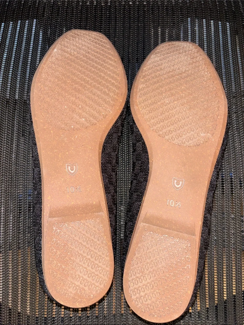 Rothys nwot —these