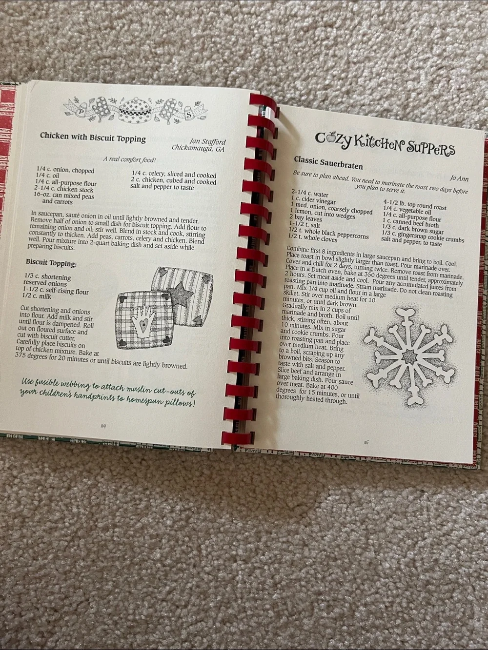 Gooseberry Patch Farmhouse Christmas Cookbook -EC