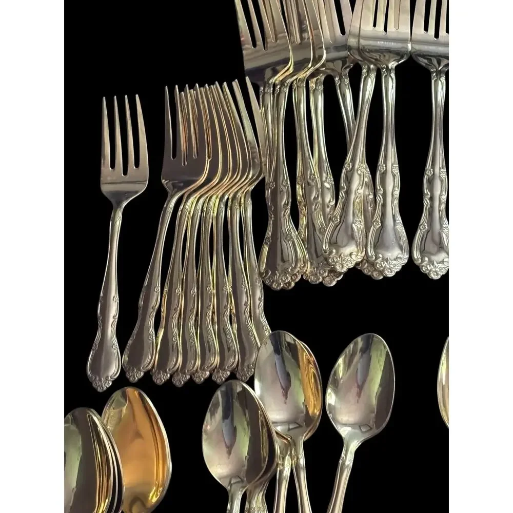 International Silver service gold