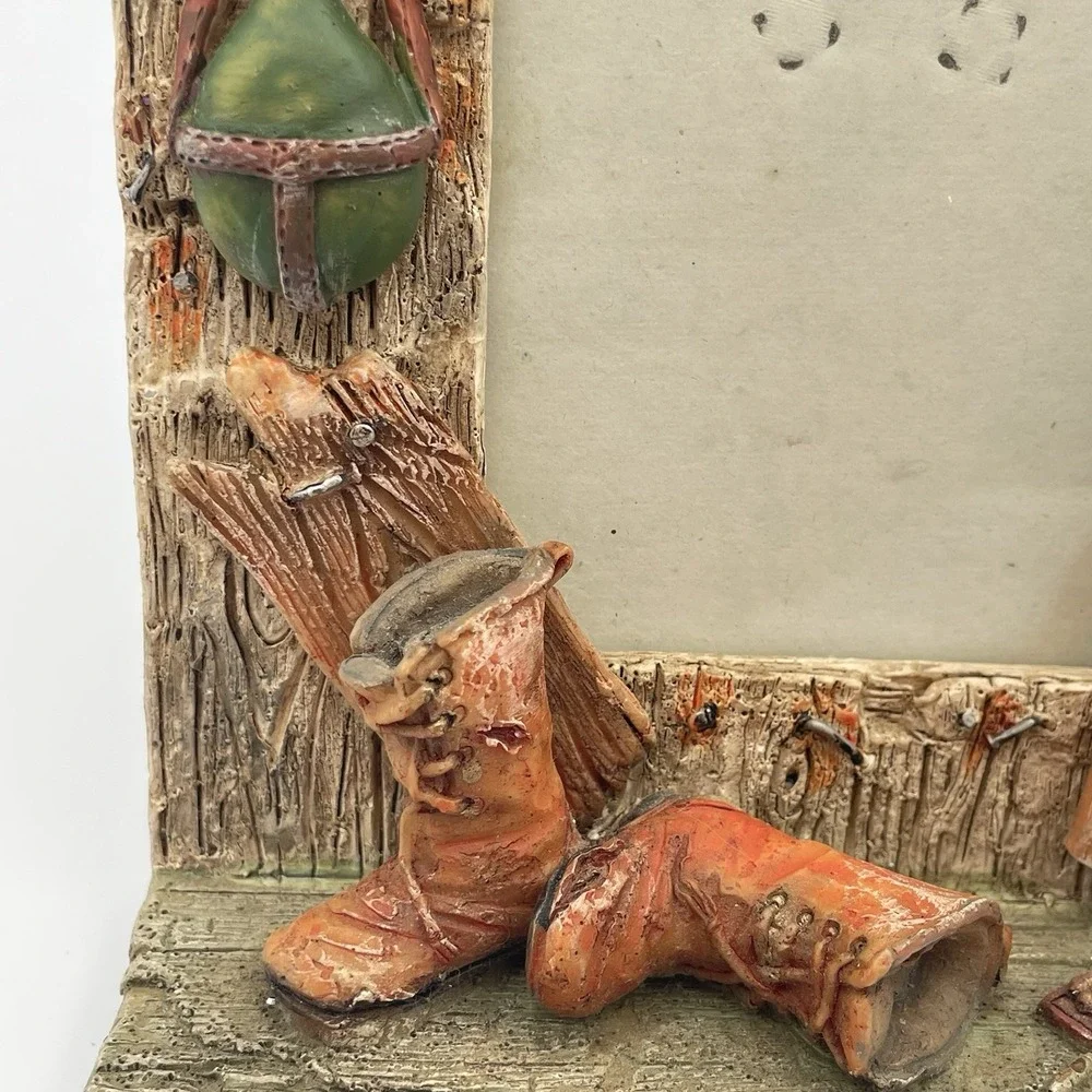 Resin Hunting Picture Frame 4x6‎ Treasured Times Rustic Country Rifle Boots
