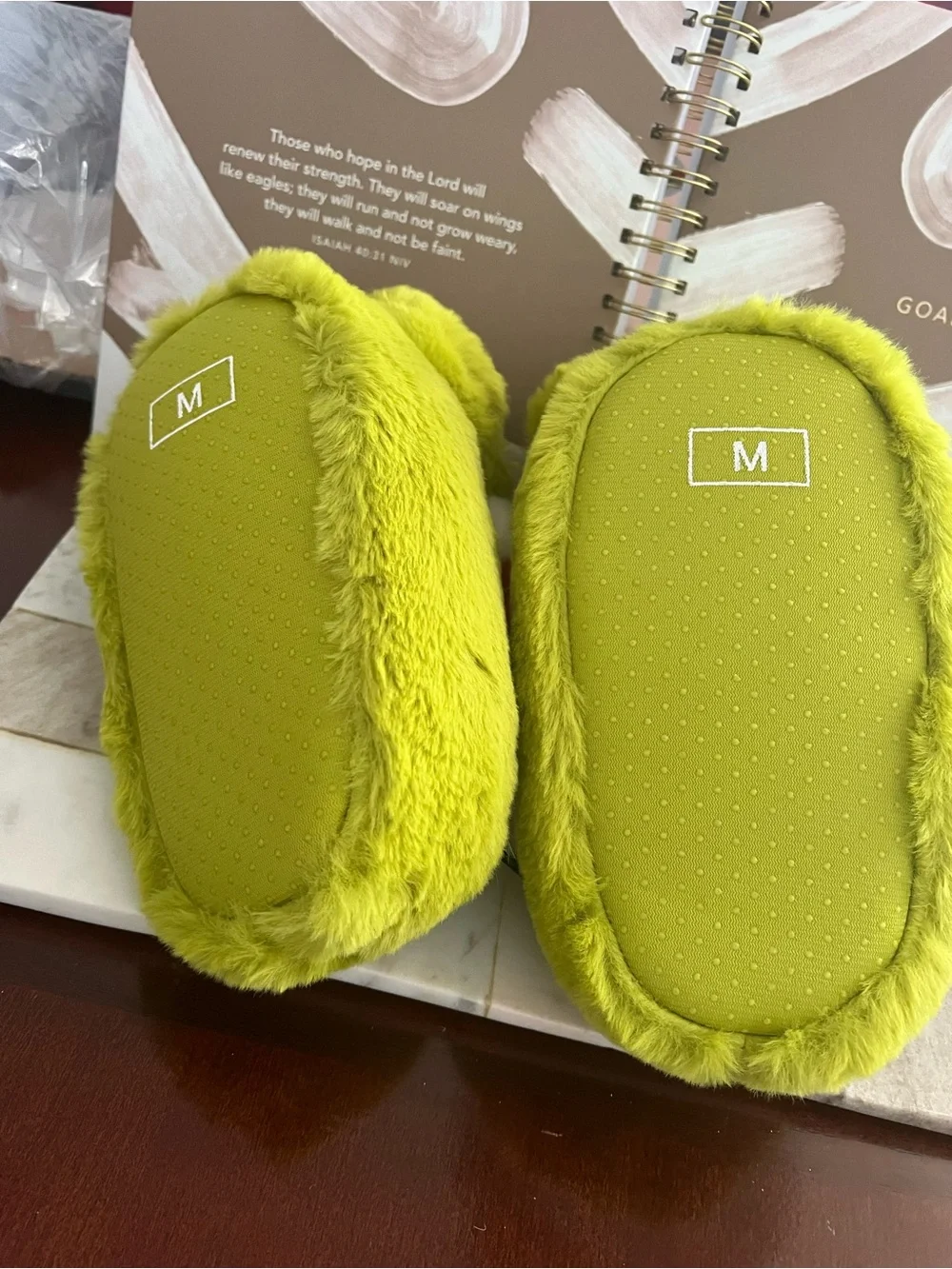 The Grinch Kids Holiday Slippers - Green (Kids 11-12)