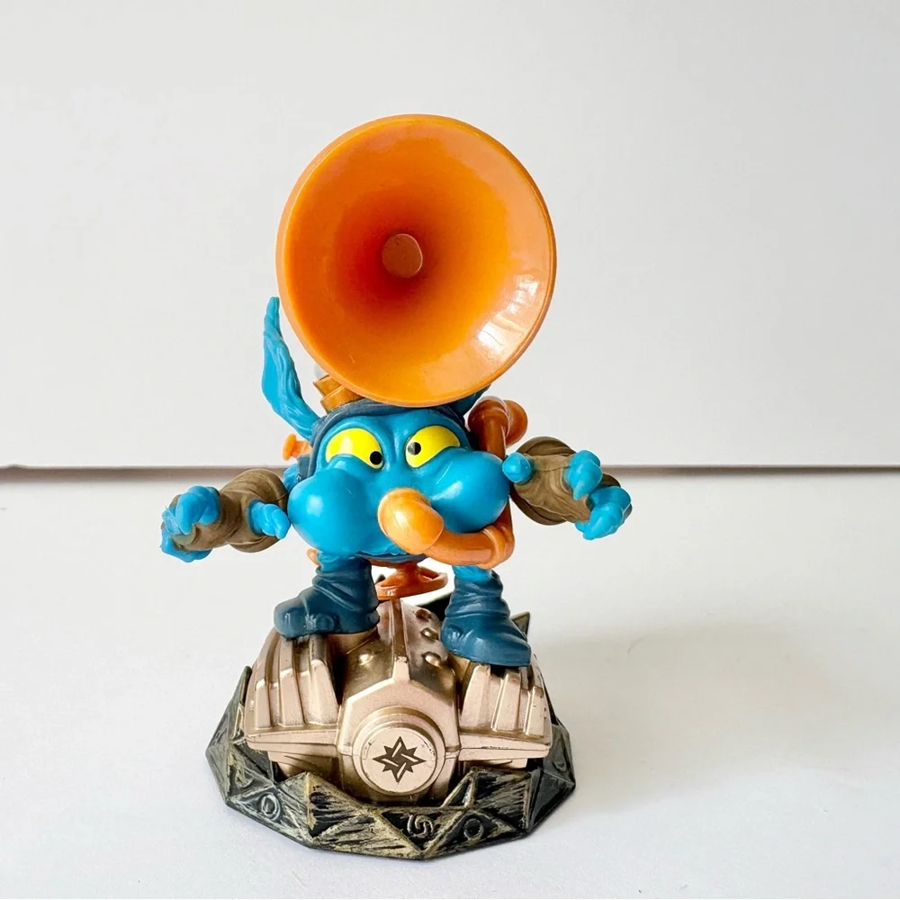 Skylanders figures total