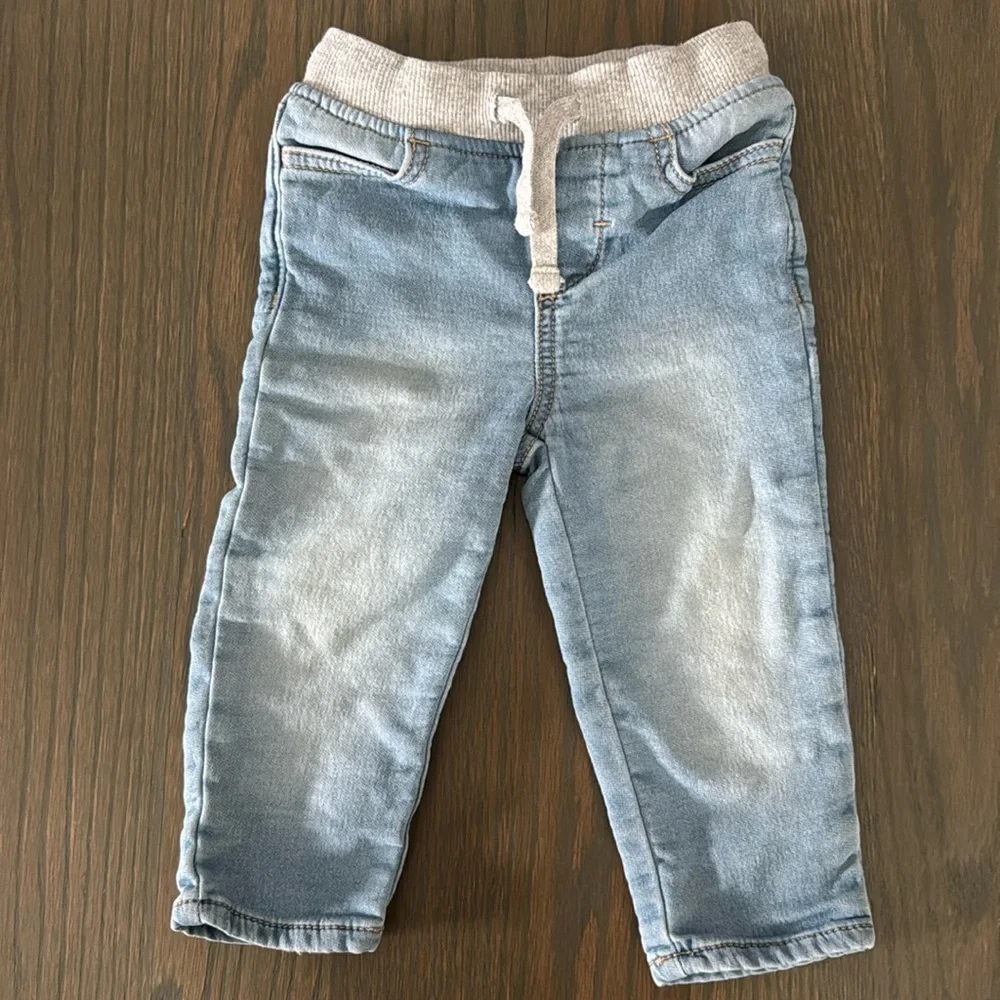 OshKosh B’gosh Baby Boys Pull-On Knit Denim Jeans Light Wash 18M