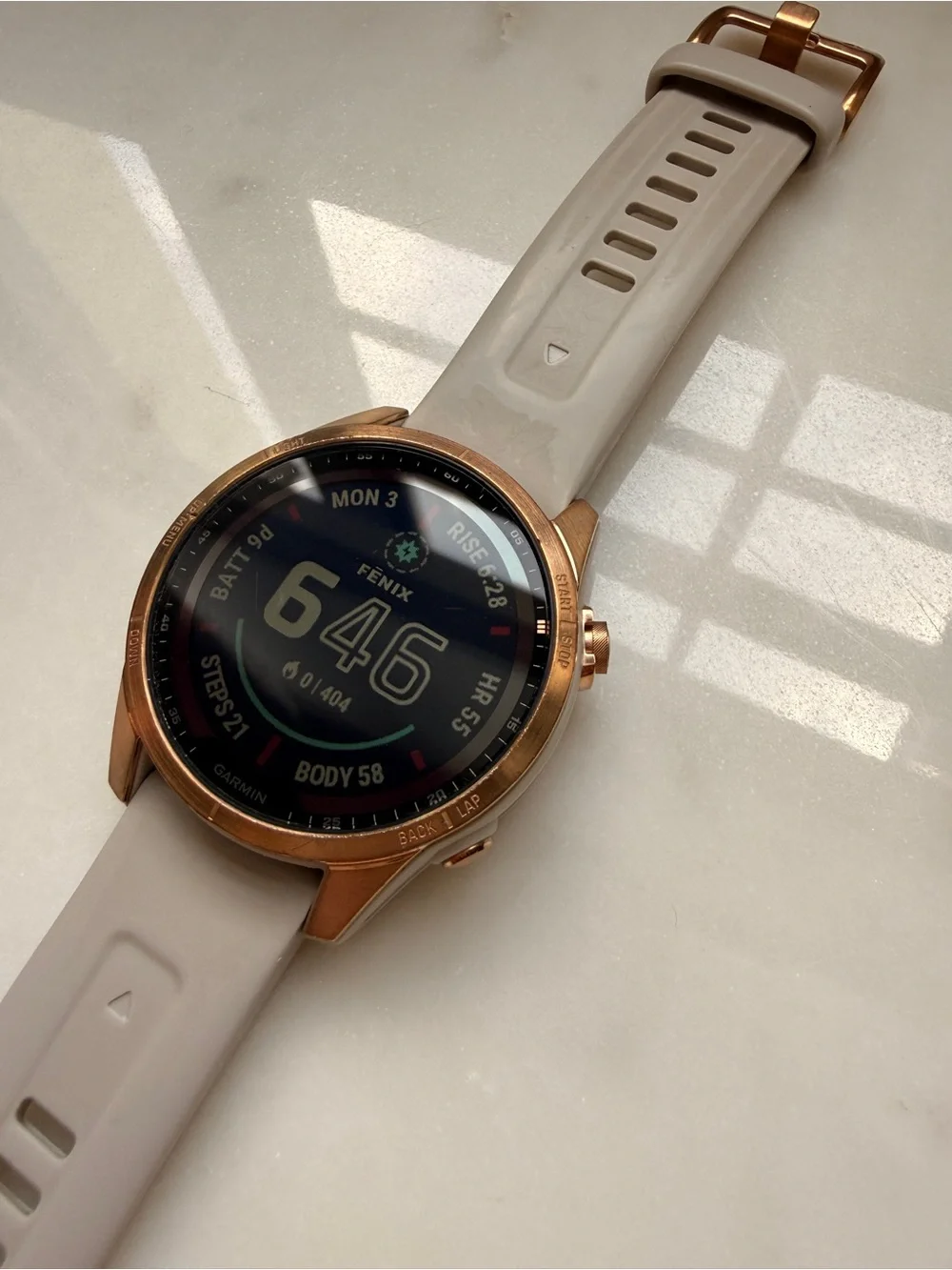 Garmin fēnix® 7S Solar Edition Rose Gold with Light Sand Band
