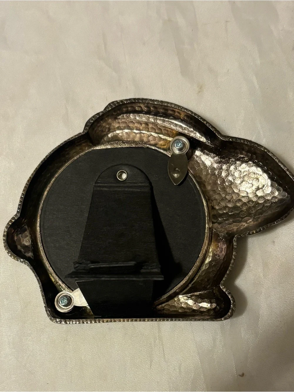 N/A shelves detailed metal