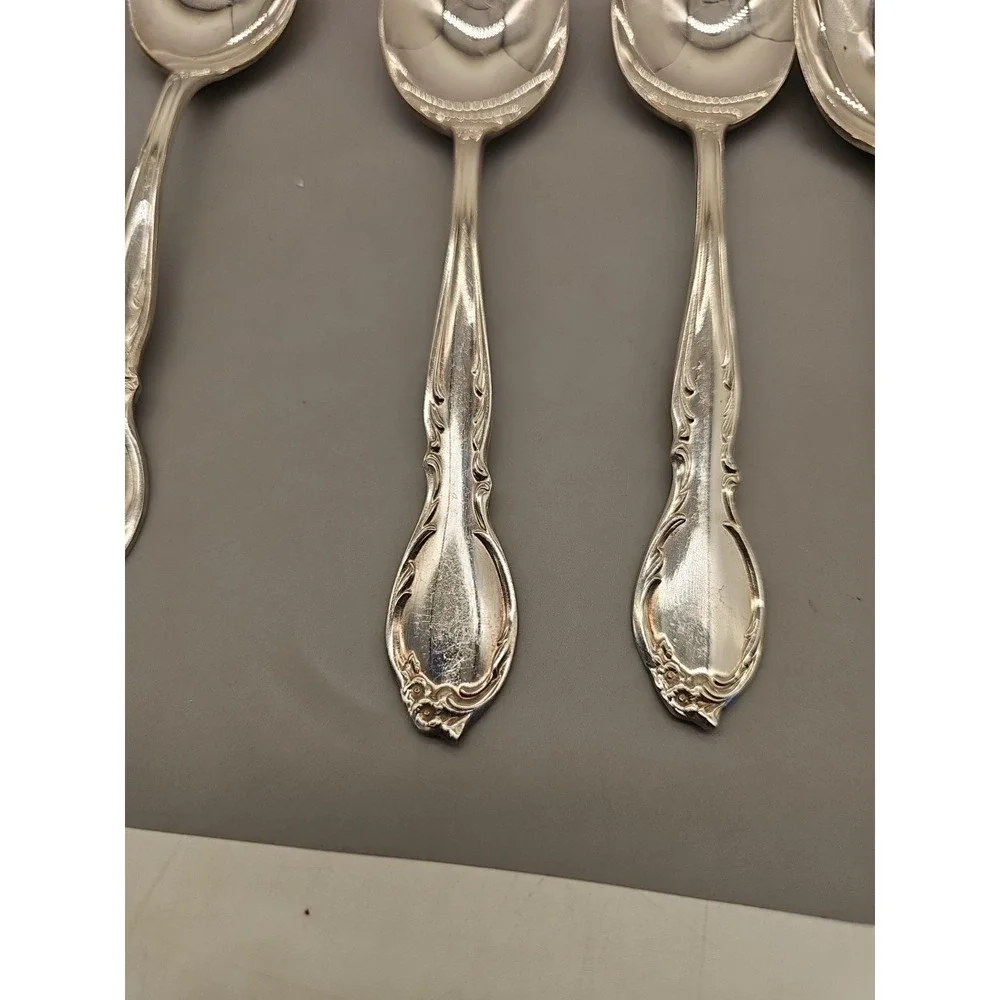 Rogers Stainless Flatware 42 Mixed Pieces‎ Knives Forks Spoons Floral Pattern