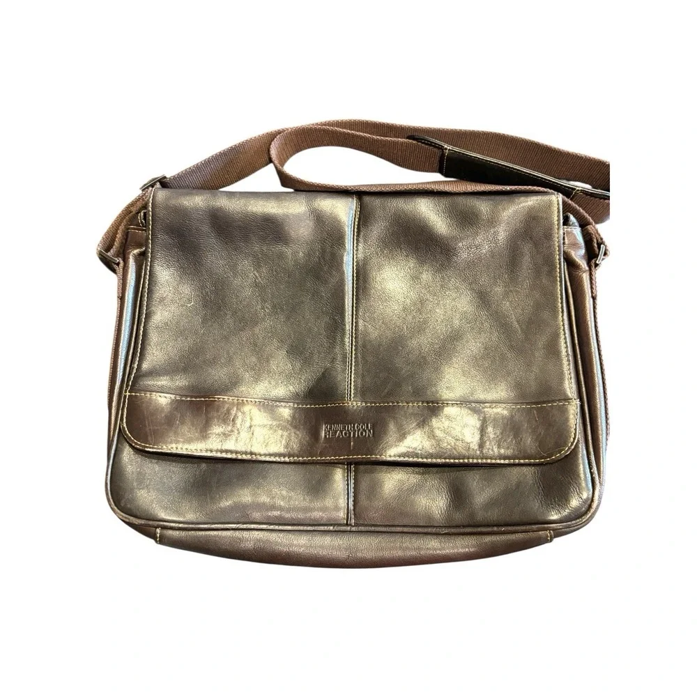 KENNETH COLE REACTION Messenger‎ Briefcase Brown Leather Laptop Bag