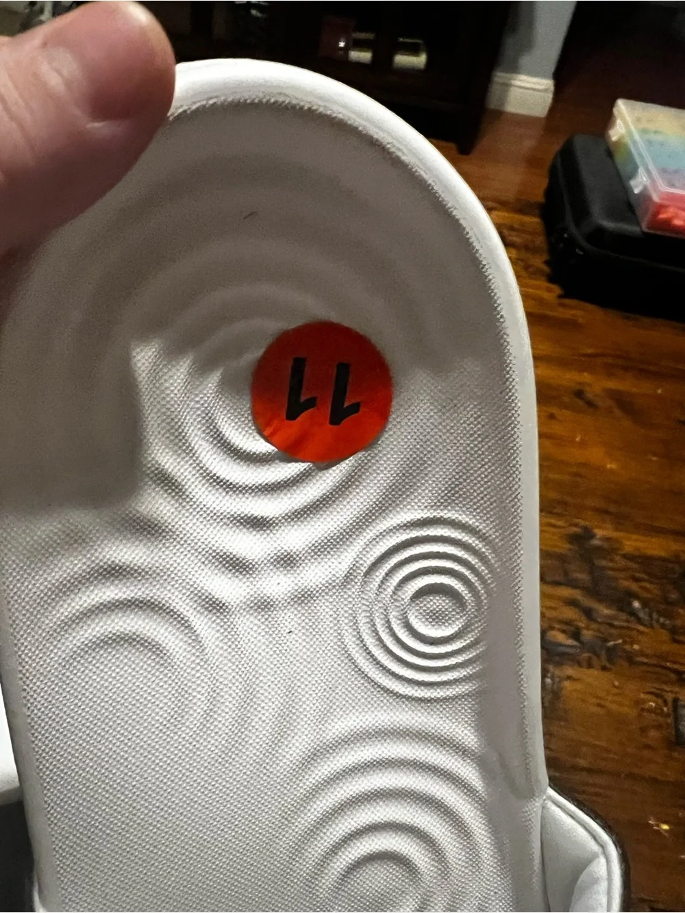 Under Armour rainbow 11 reading