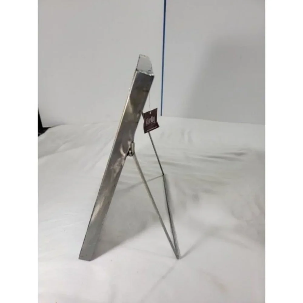 Firefly metal standing