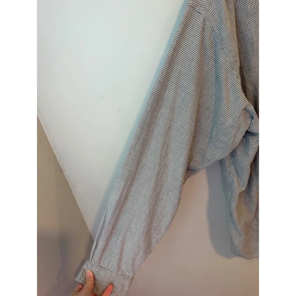 J. Crew crew button
