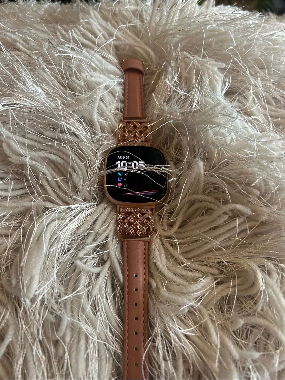 Fitbit verse 4, pre-loved in good condition