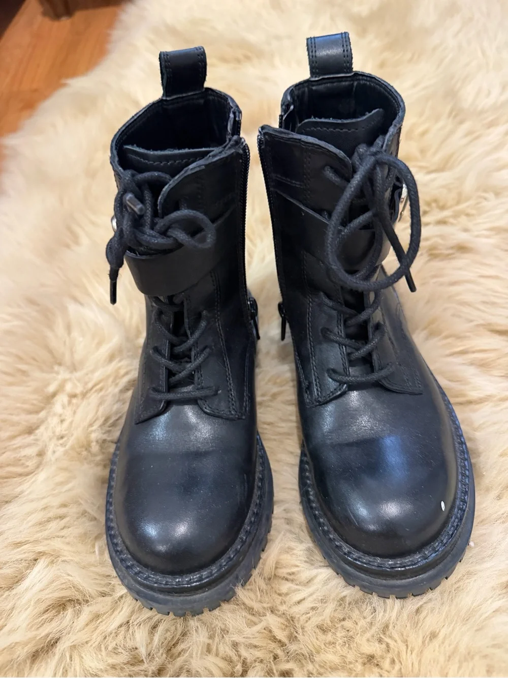 Zara sleek black