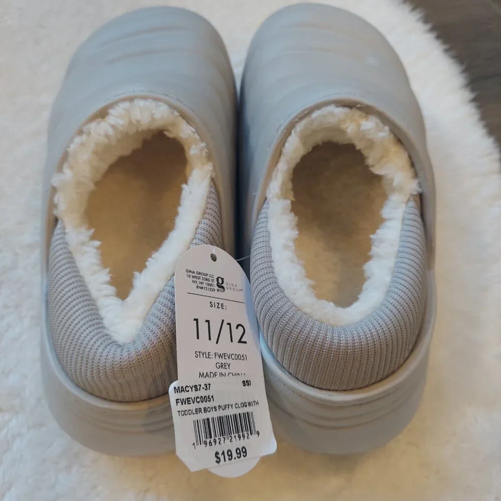 NWT Kids Foam Slippers Clogs Gray Sherpa Lined Size 11/12 Gorpcore Camping